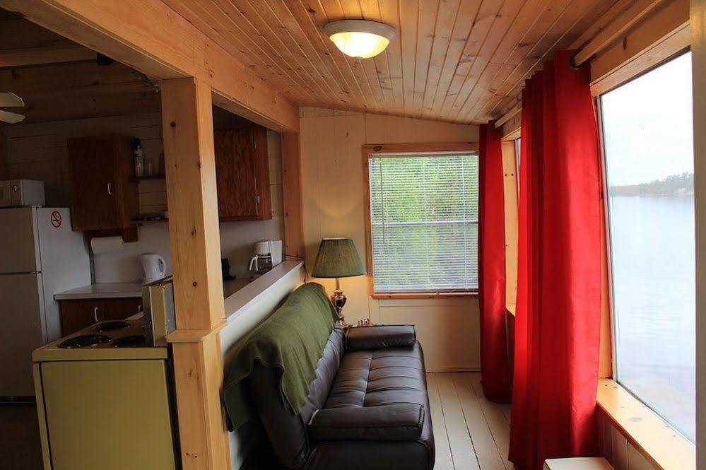Mashkinonje Lodge Lavigne Exteriör bild