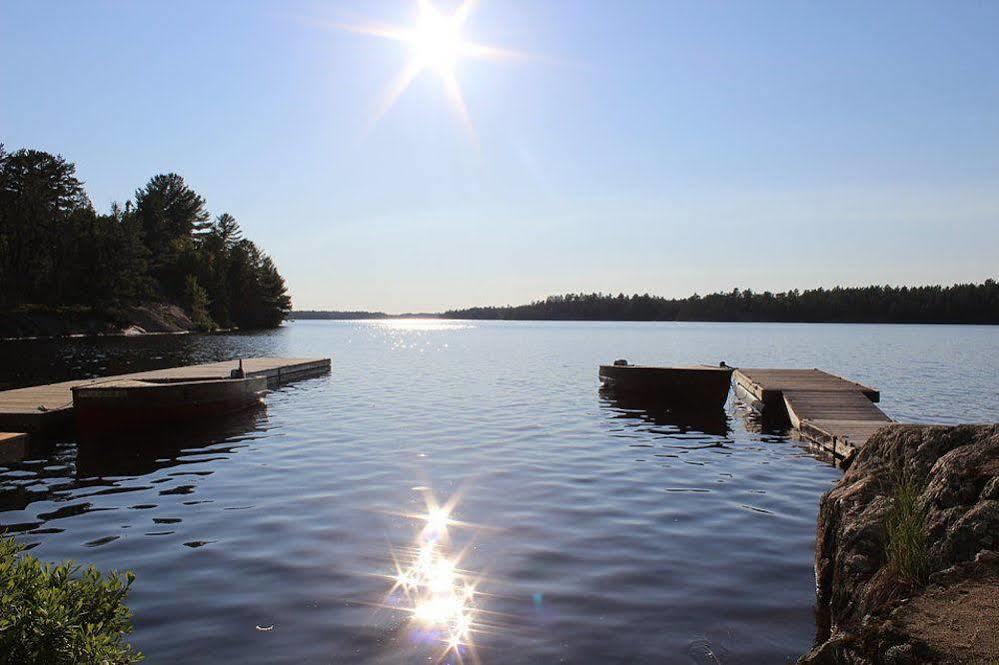 Mashkinonje Lodge Lavigne Exteriör bild